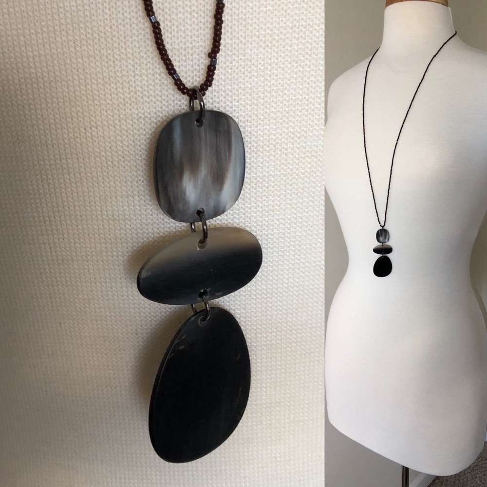 JOHNNY WAS bead and shell necklace